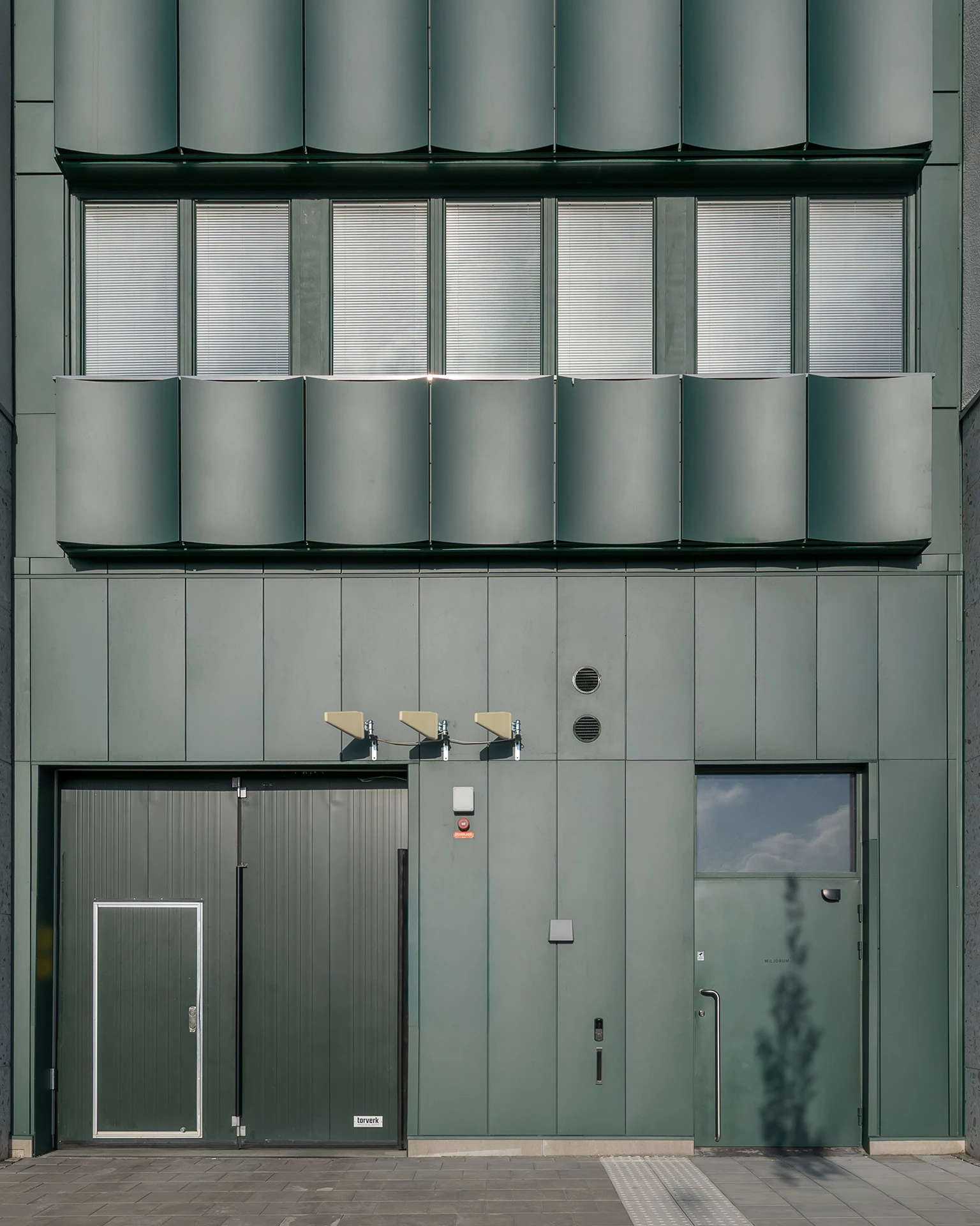 0015361920618-dinelljohansson-barkarbystaden-resona-5-17616344444746.jpg