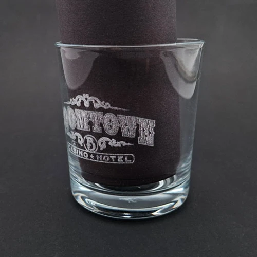 Лазерно гравиране на стъклени чаши