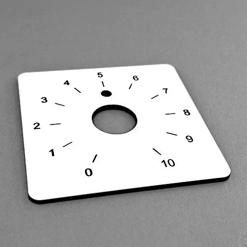 Контролен панел с разграфена скала за машини