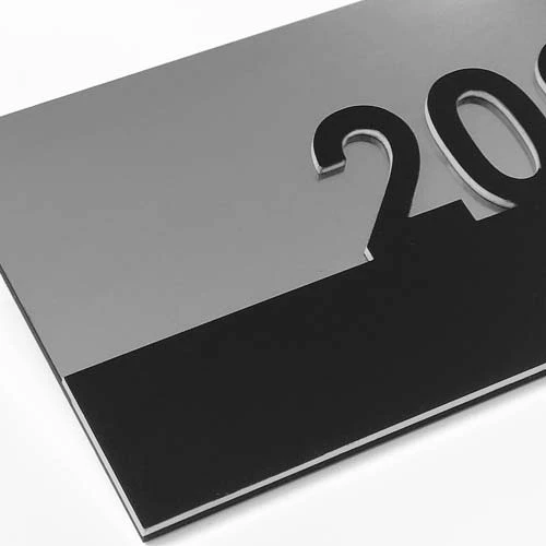 Луксозна двуслойна табела с номер