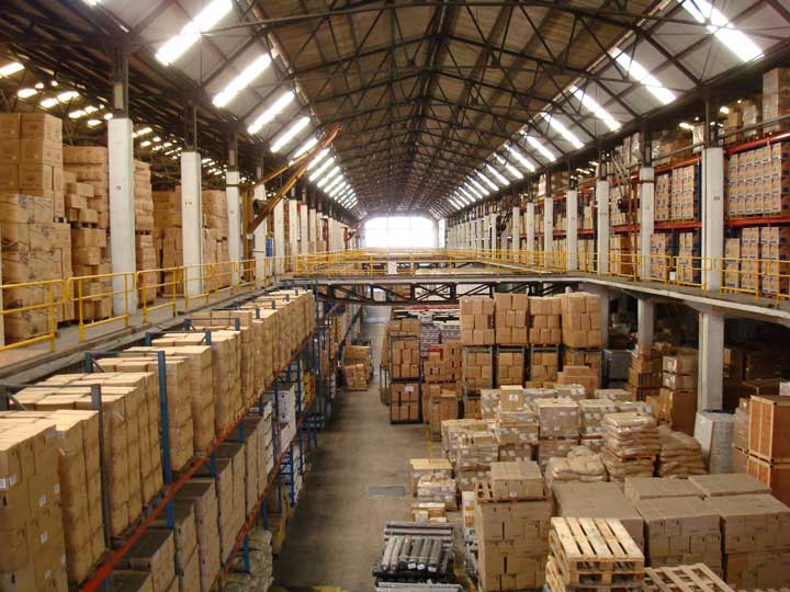 409-warehouse-interior-boxes-ceiling-racking-pallets.jpg