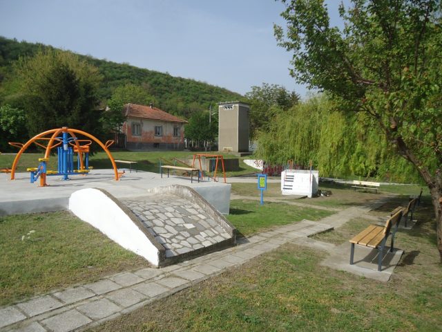 253-dsc03468-e1556662445739.jpg
