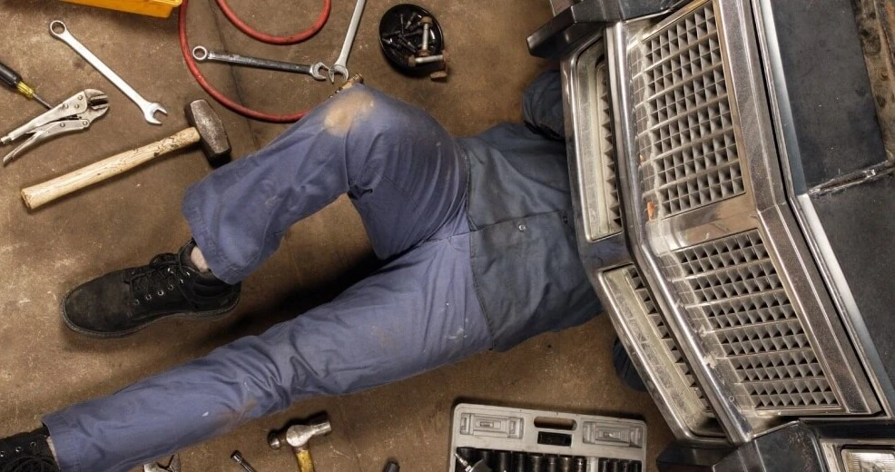155098652031-bannerlargemobile-mechanic493944-17708069829639.jpg