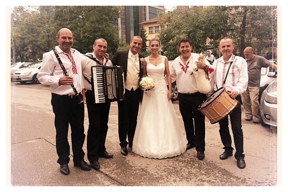 фолклорна програма за сватба