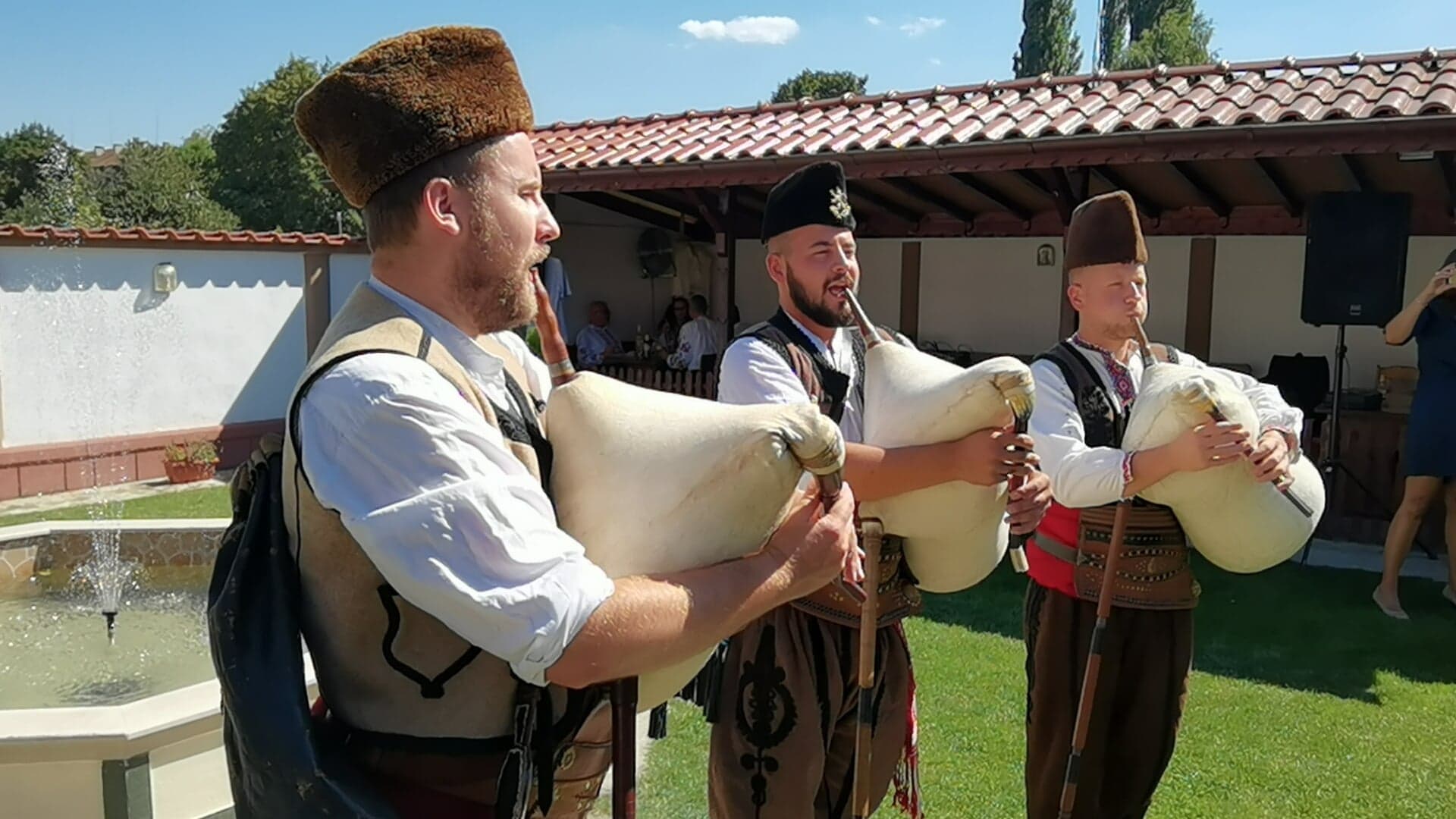 Магията на родопите, гайди и тъпани