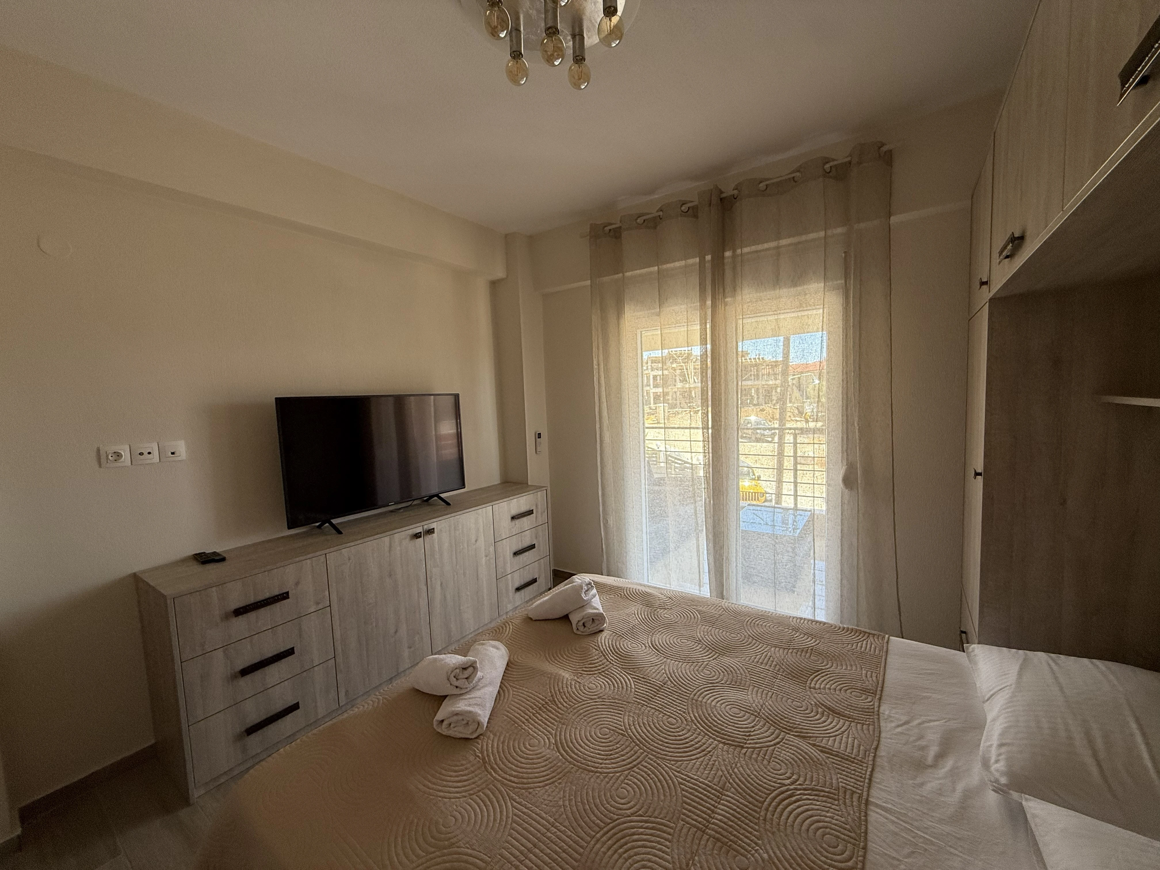 445-bathroom-main2-17815406817273.jpg
