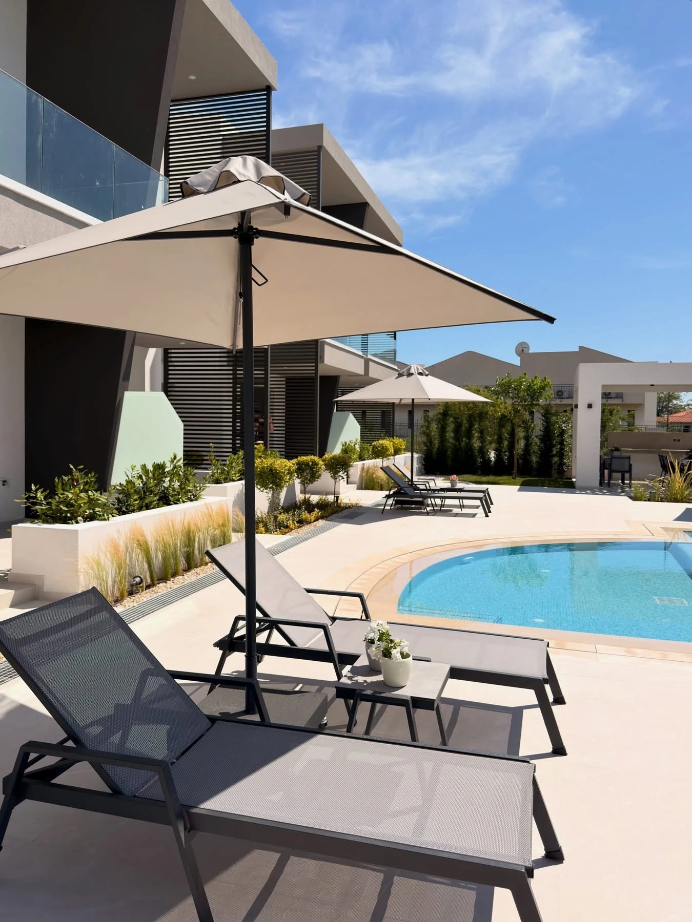 688-pool7-17815429129539.jpg