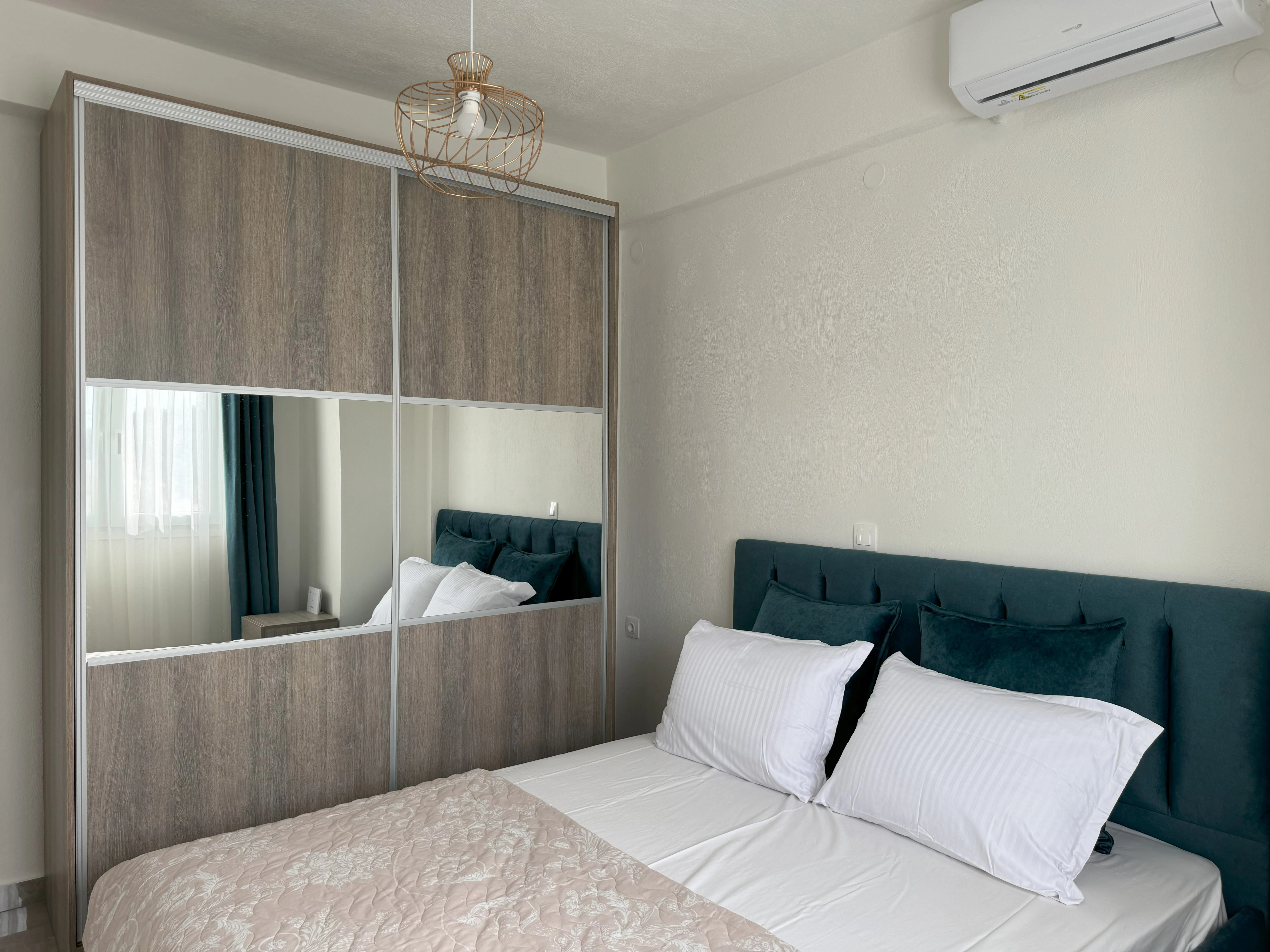 957-1bedroom3-17175836076113.jpg