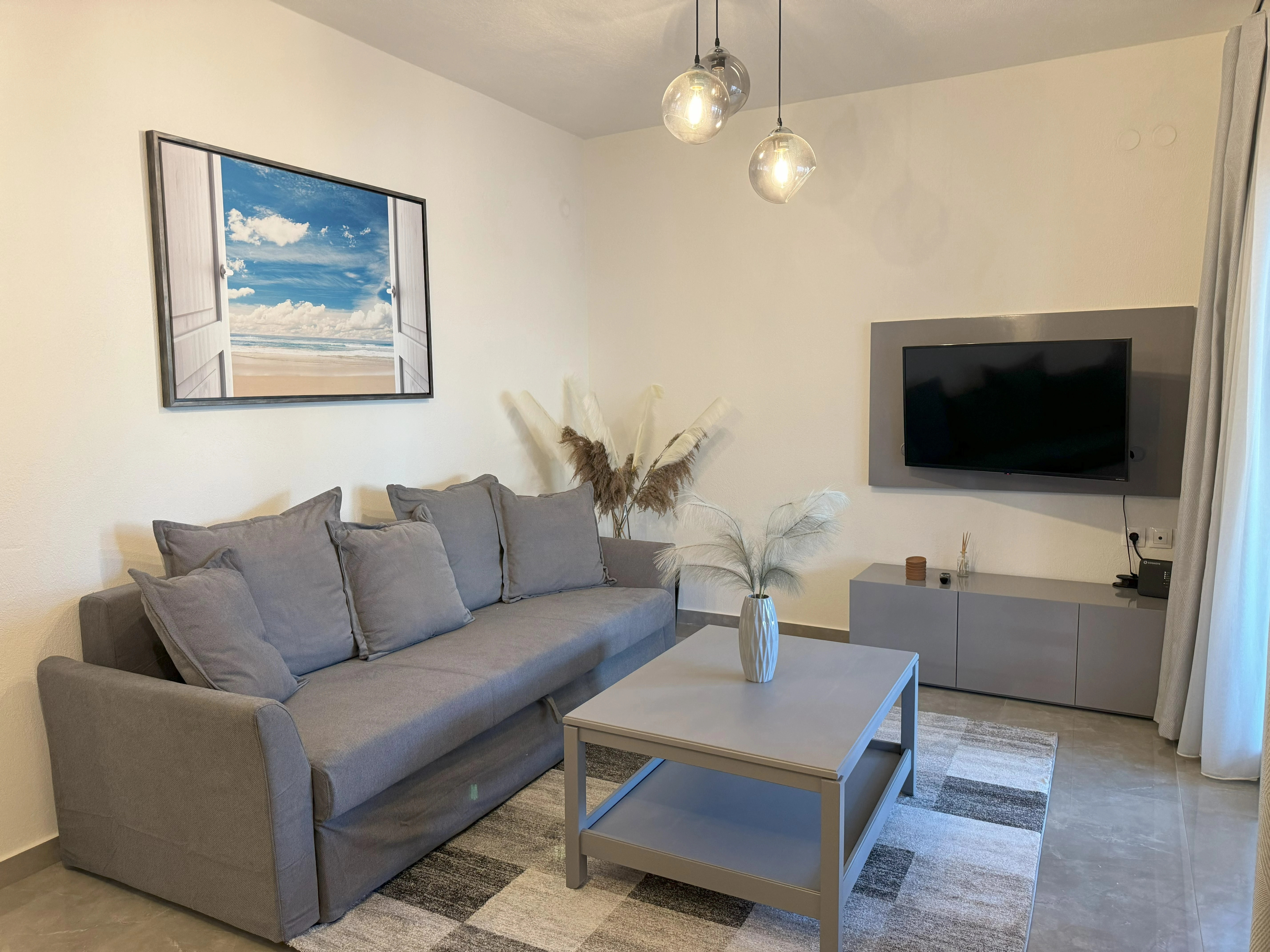 957-3living-room2-17175836078033.jpg