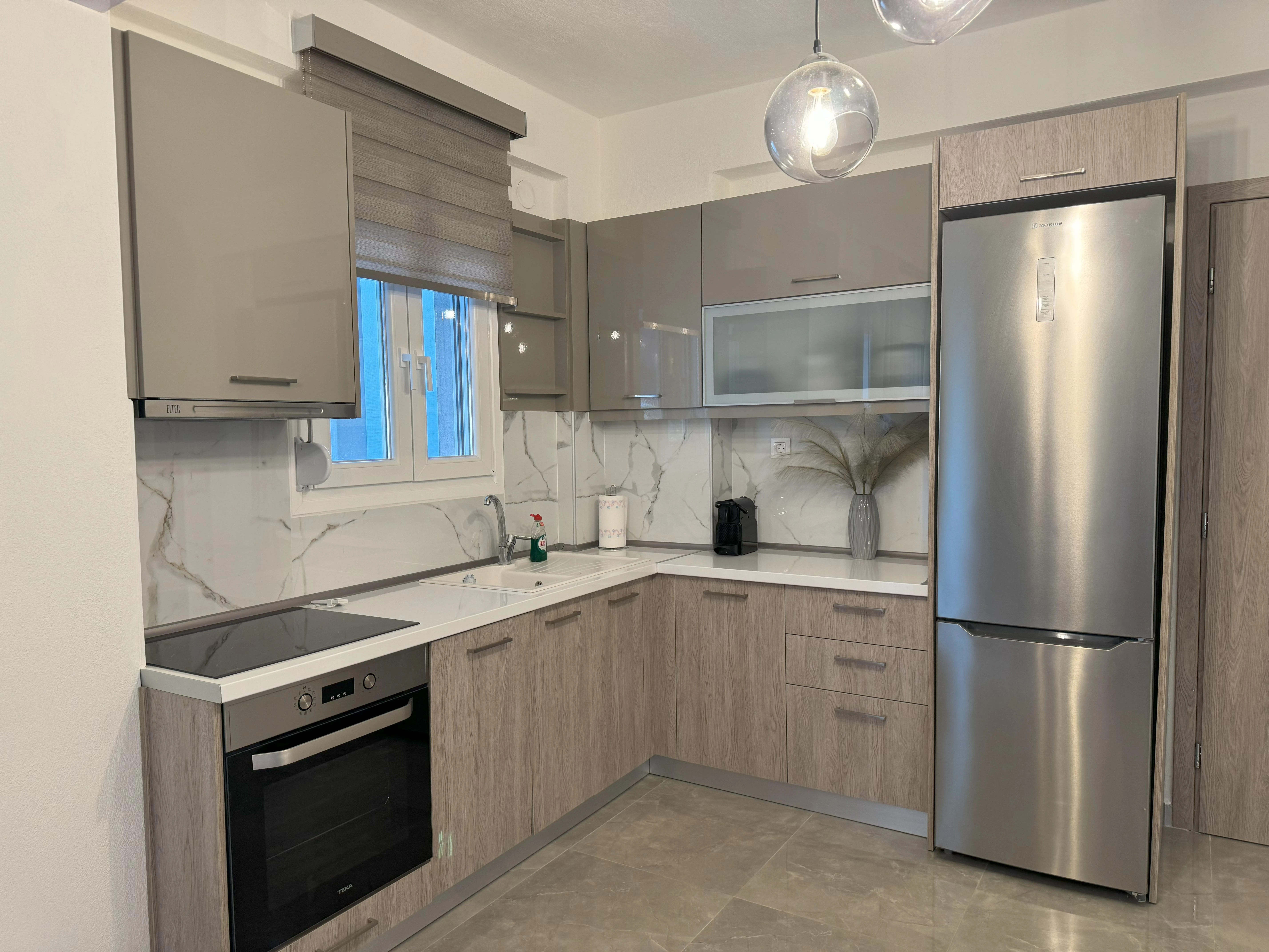 957-kitchen1-17175836074835.jpg