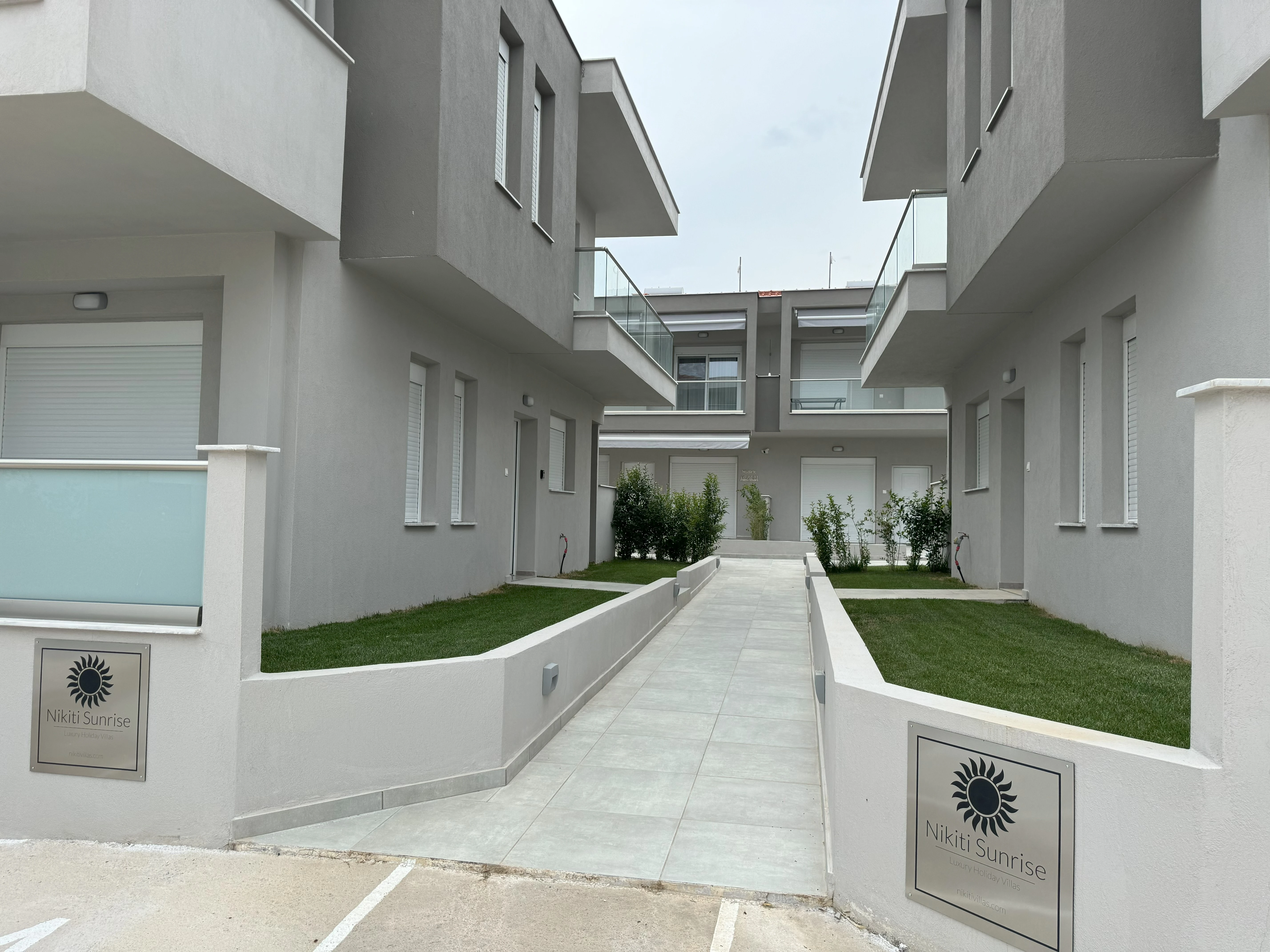 967-building1-17175840309844.jpg