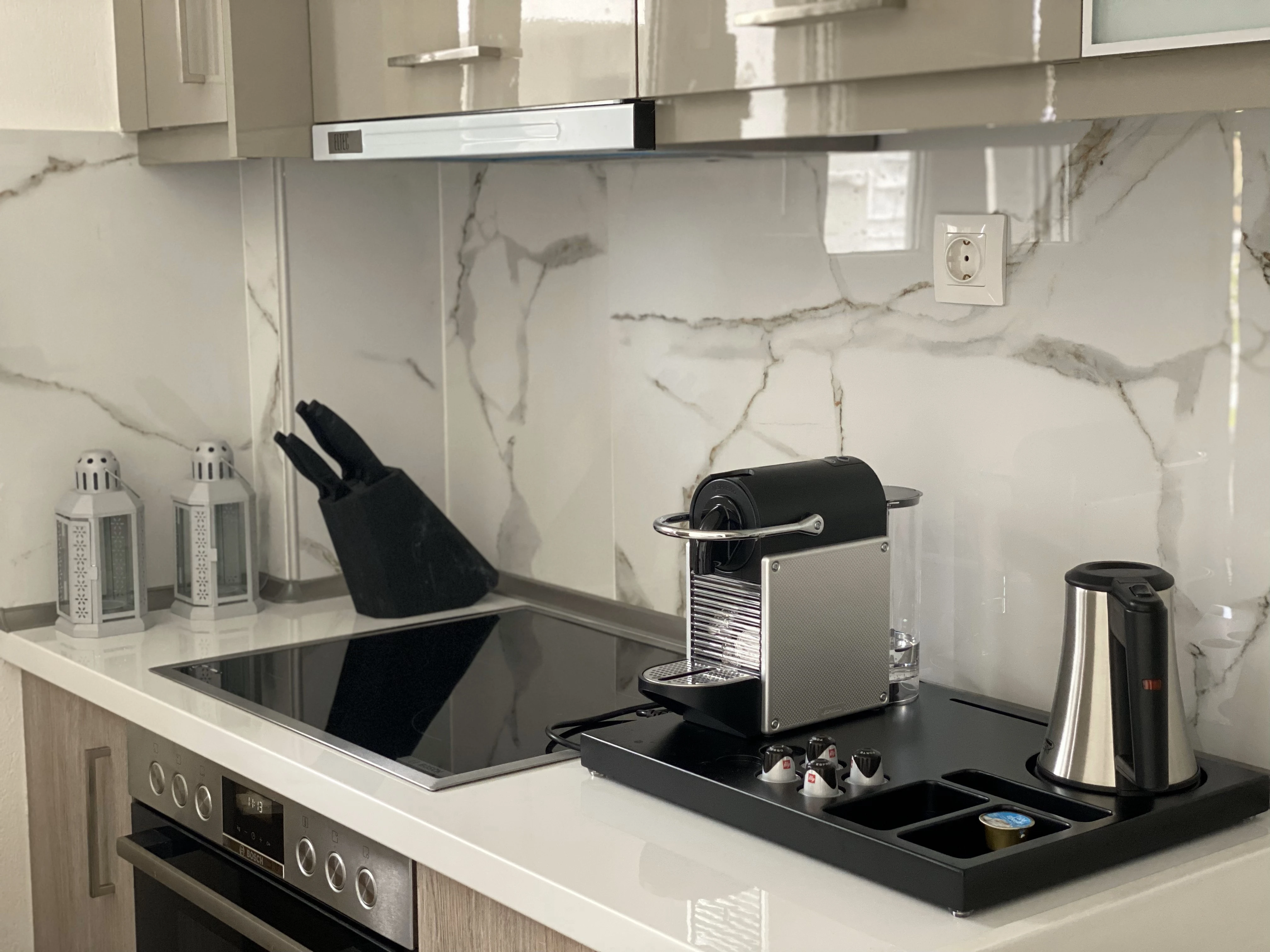 980-coffee-machine-17176638288801.jpg