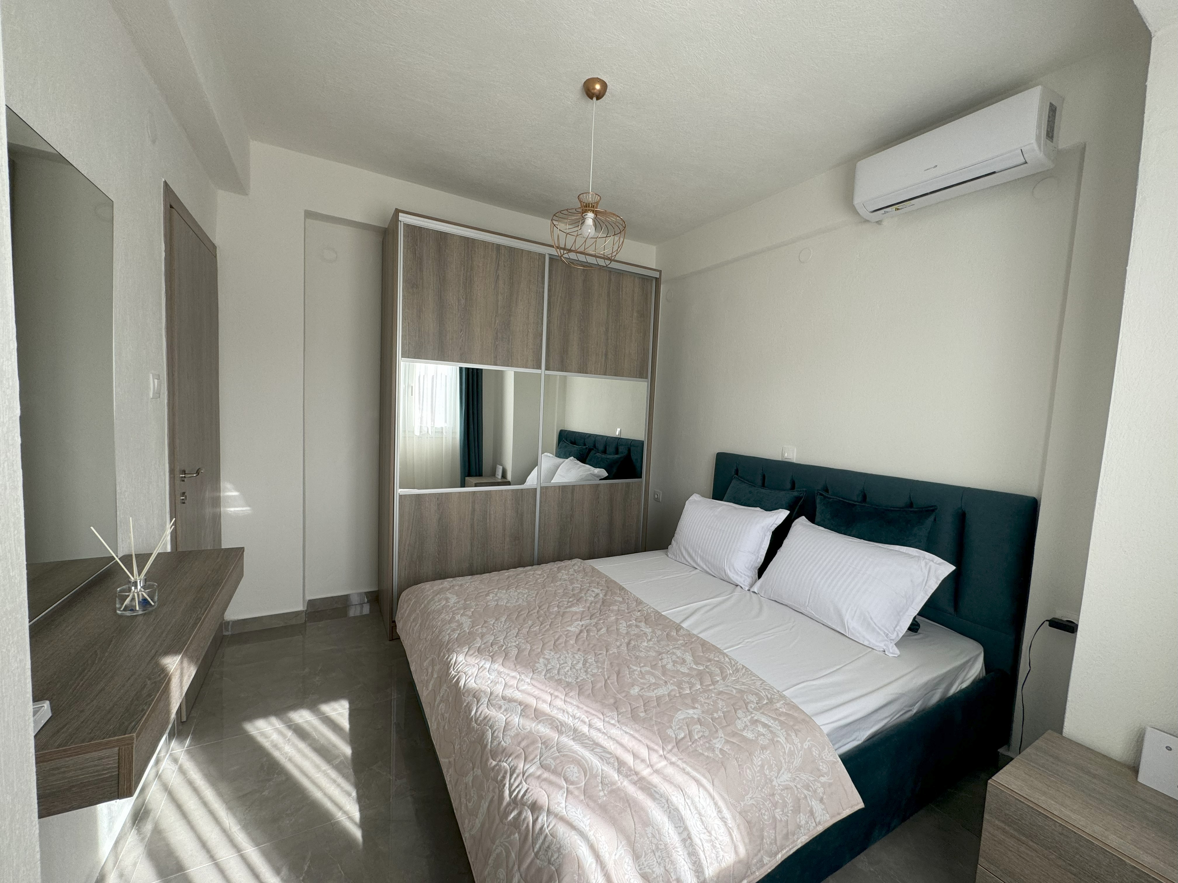 984-1bedroom2-1717583605955.jpg