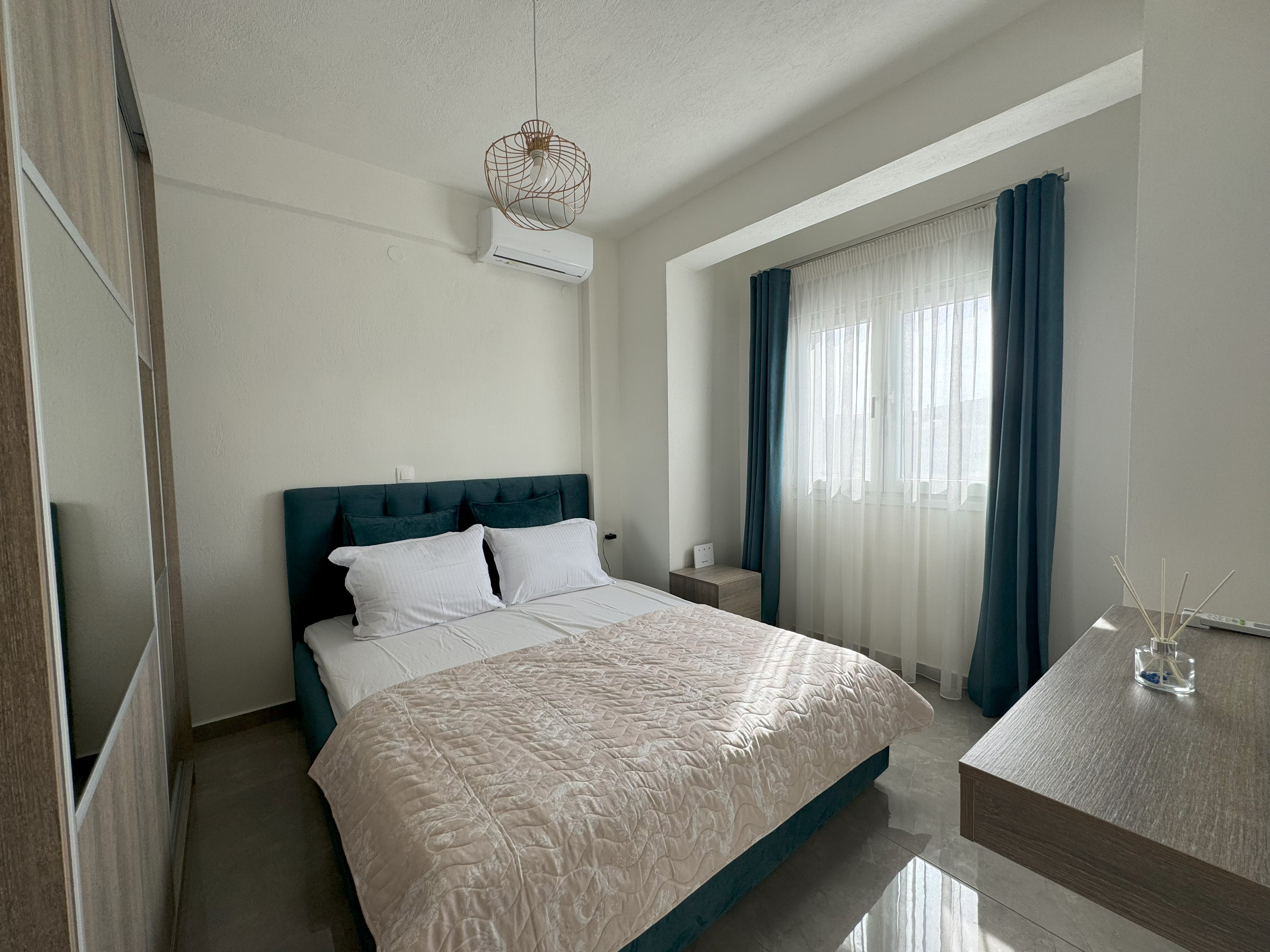 984-1bedroom5-17175836059113.jpg
