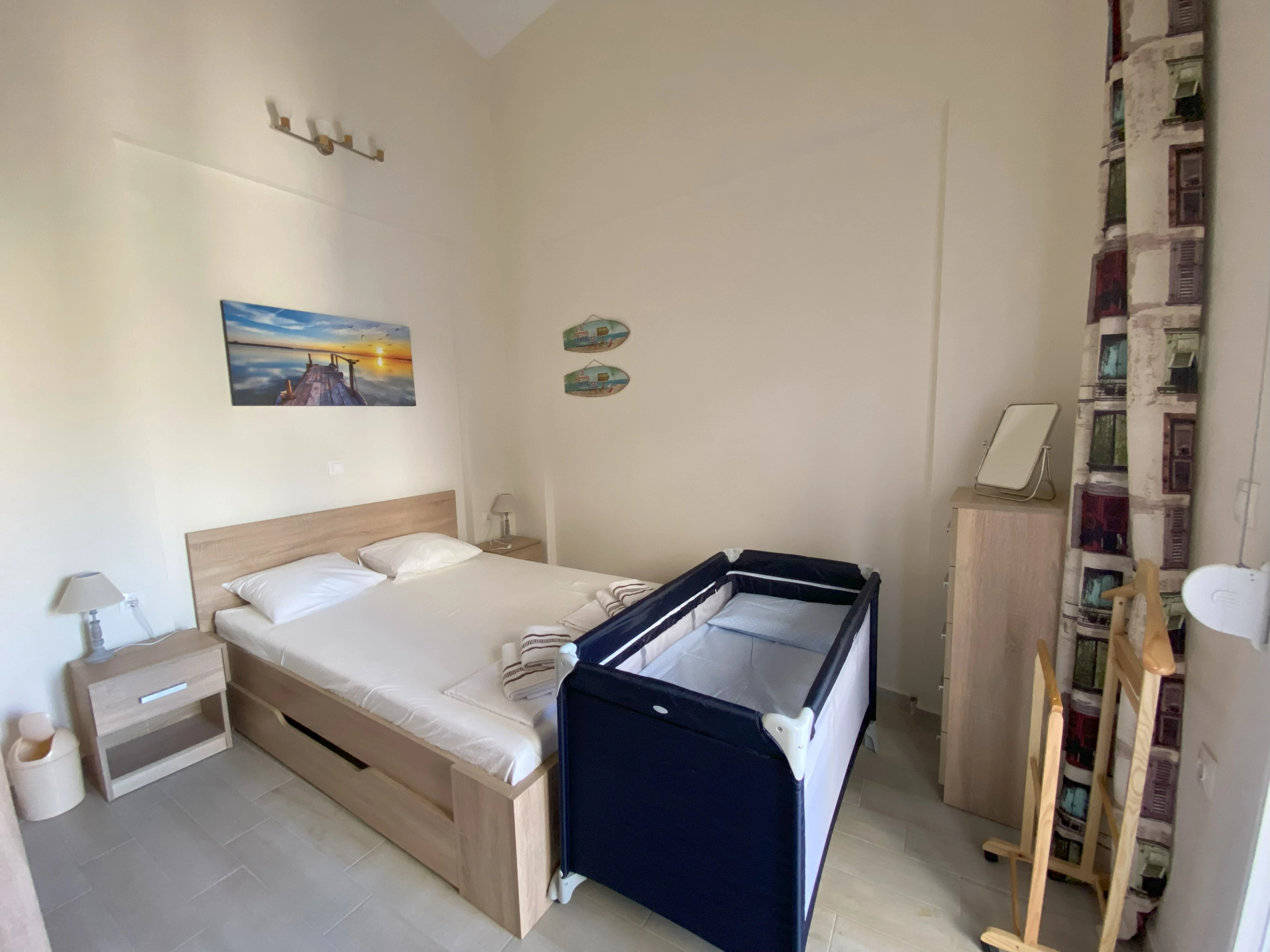 996-bedroom-17176685981997.jpg