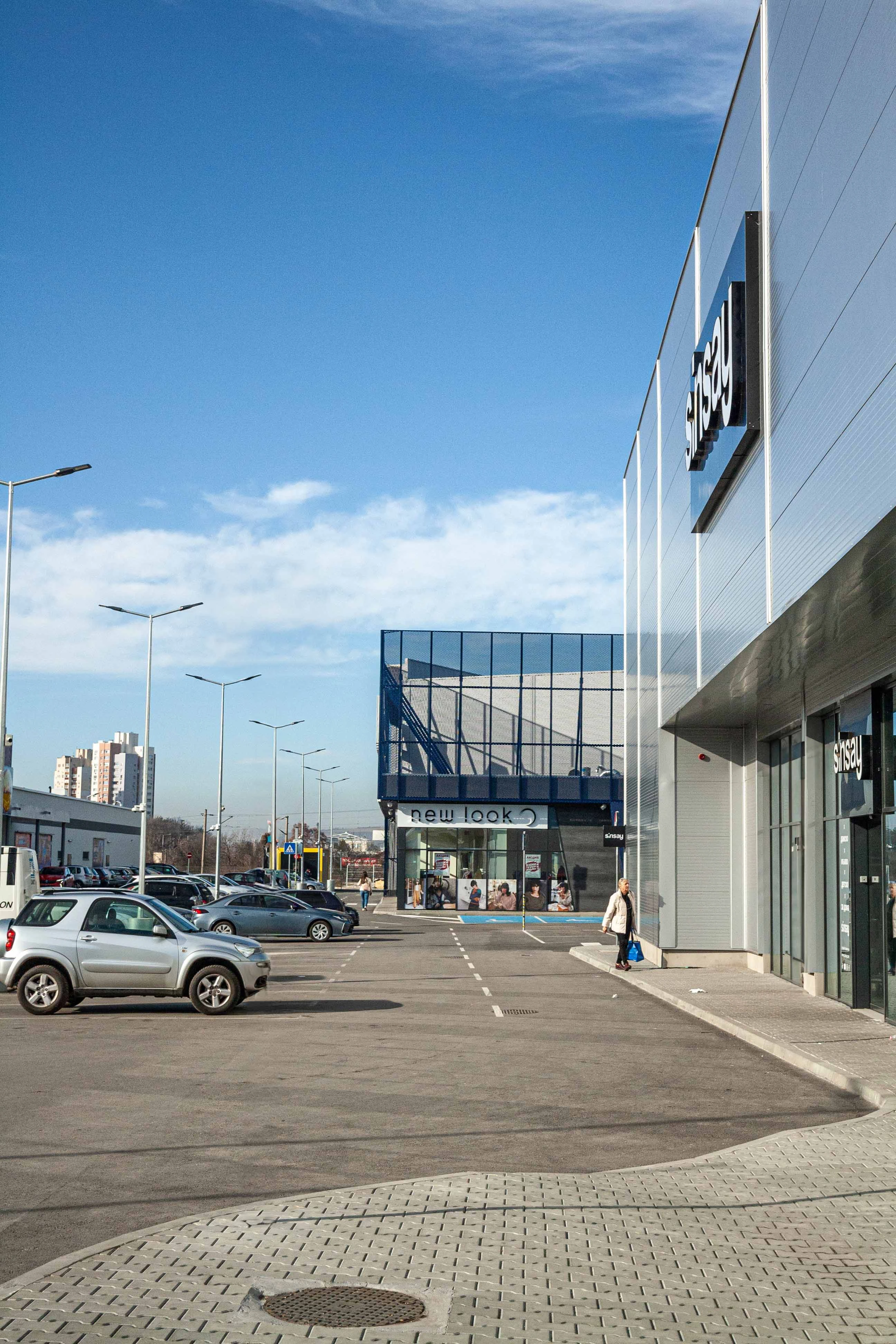509-retail-park-alati-pleven-architecture-14-17393555546398.jpg