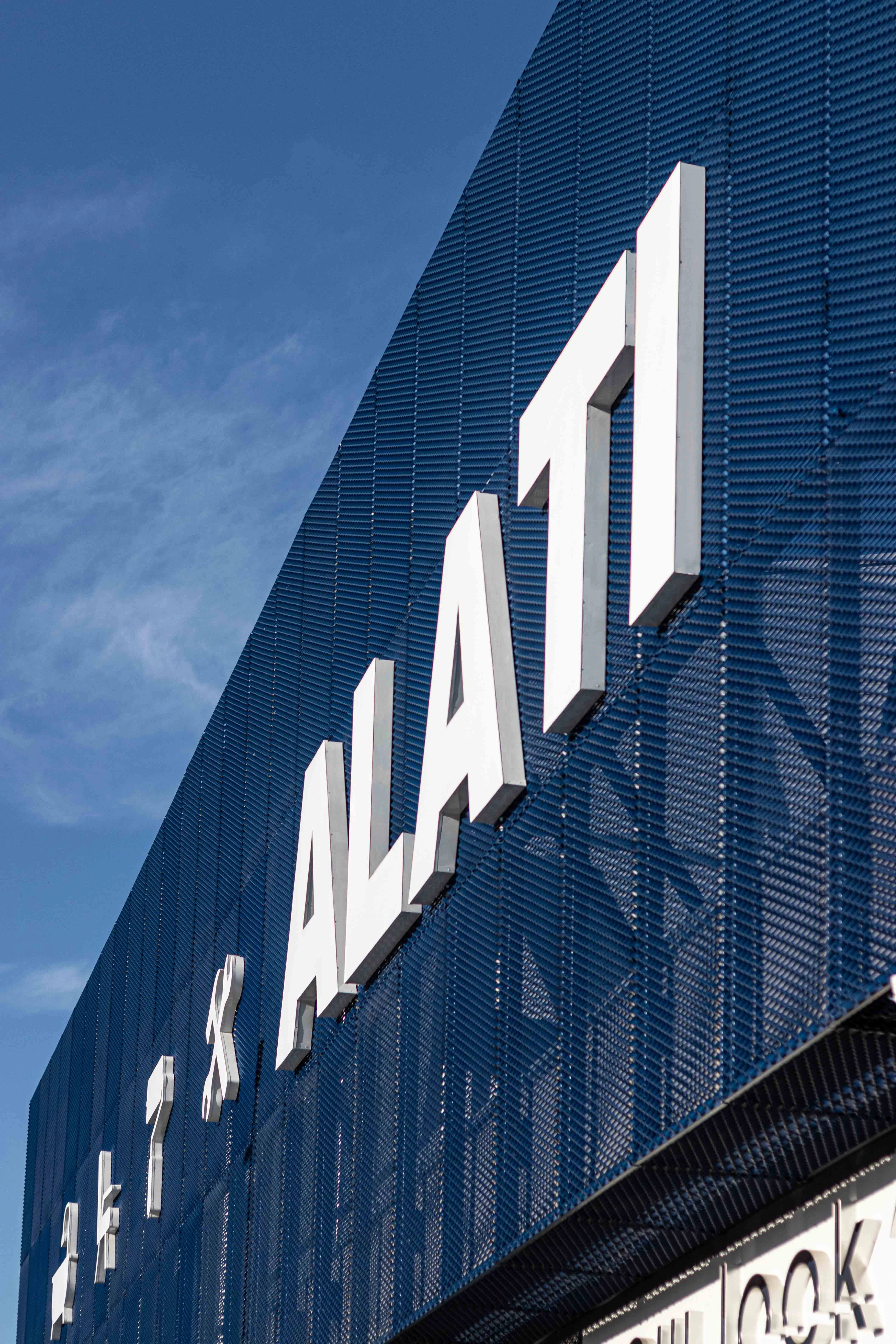509-retail-park-alati-pleven-architecture-32-17393555551545.jpg