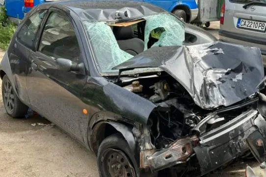 Двама младежи загинаха на място в София, блъснати от млад шофьор