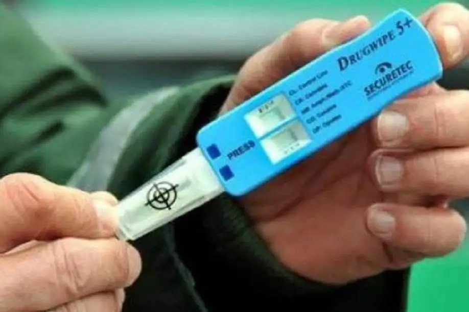 Майка на 5 деца беше арестувана за фалшиво положителен тест за дрога  