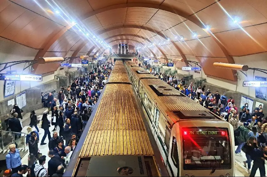 Градският транспорт в София ще е с удължено работно време на Великден