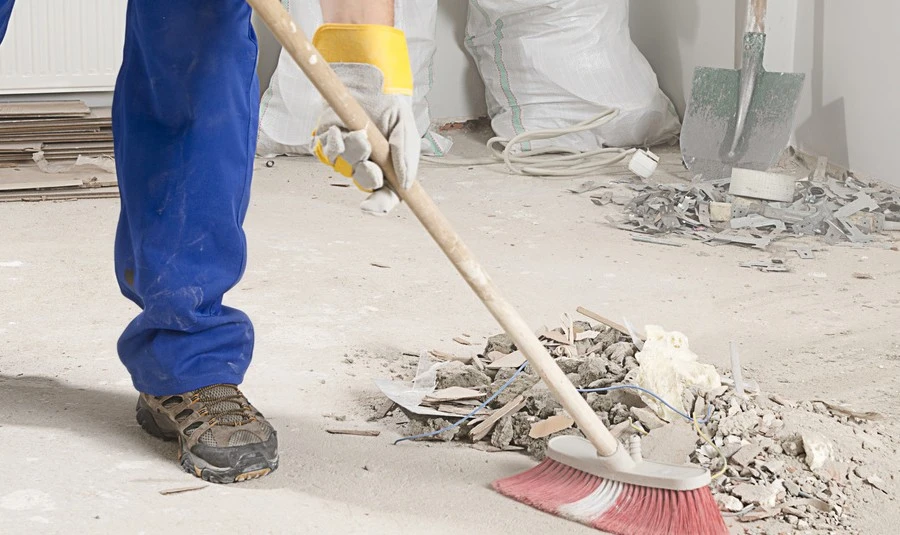 032900535397-builders-cleaning-17607229503444.jpg