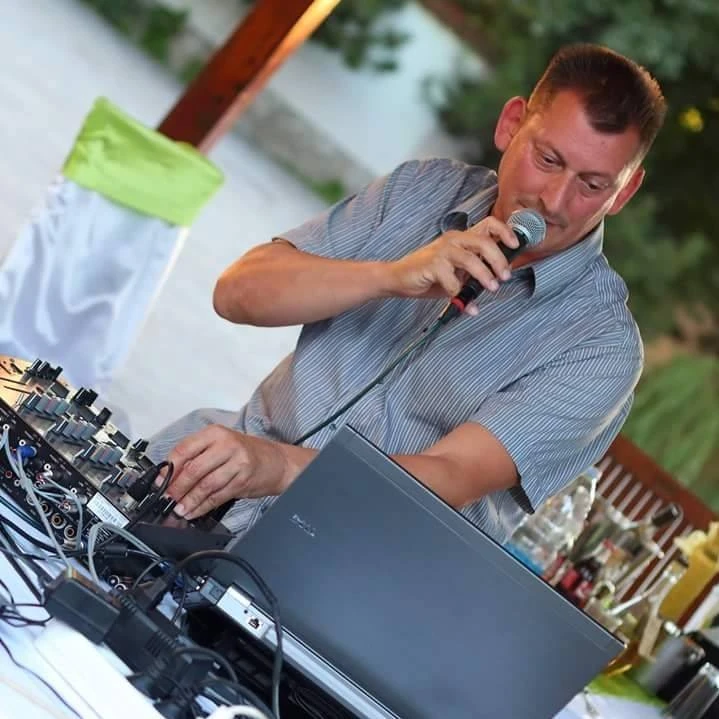 Данаил Богданов 291-danailbogdanov-vodesht-dj-16909019444217.jpg