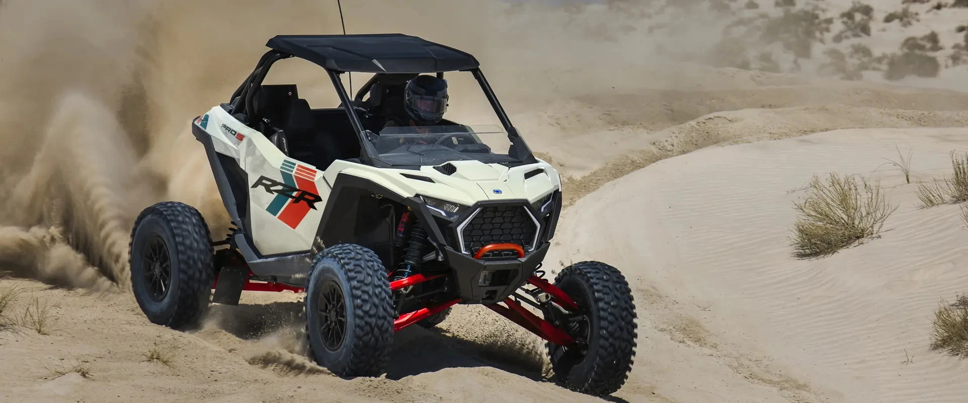 2094-rzr-pro-s-my27-8pt1-gallery-02-02-lg-17898079736588.jpg