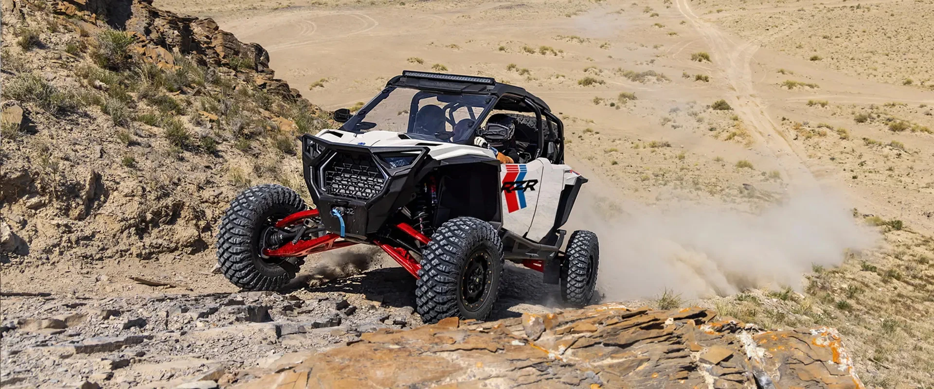 2095-rzr-pro-s-my27-8pt1-gallery-02-03-lg-17898080022288.jpg