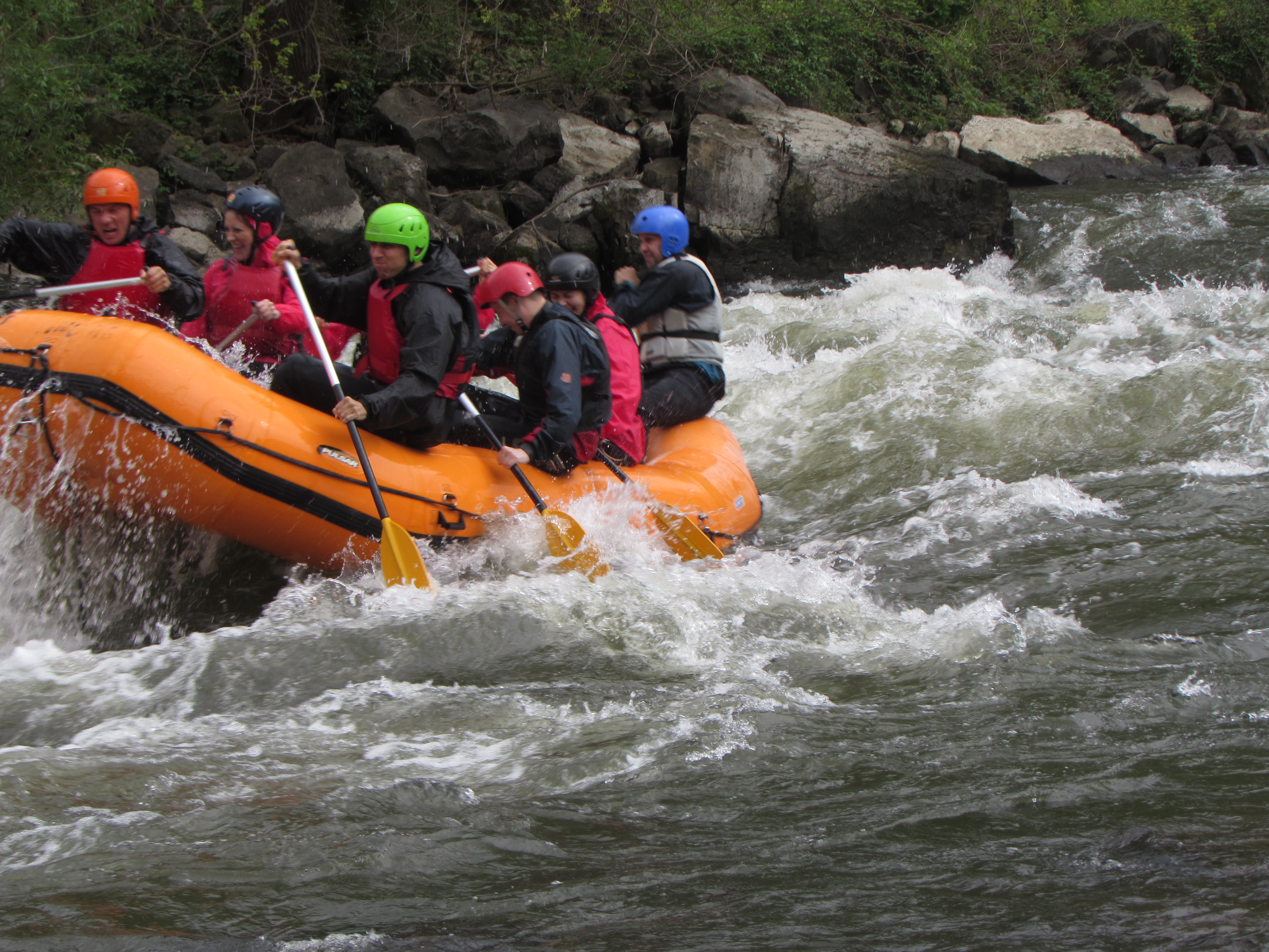 185-rafting-iskar-raftingstruma-bg-5jpg.jpg