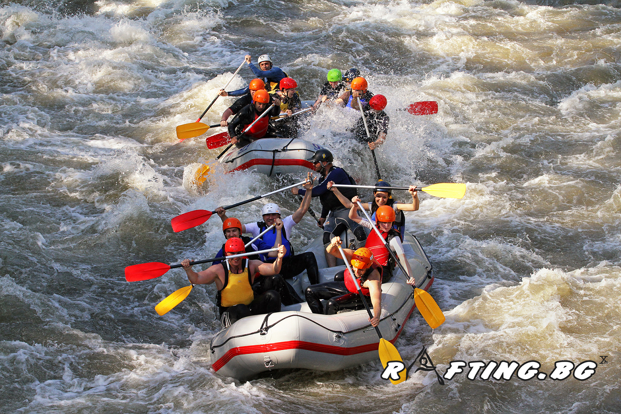 Teambuilding rafting