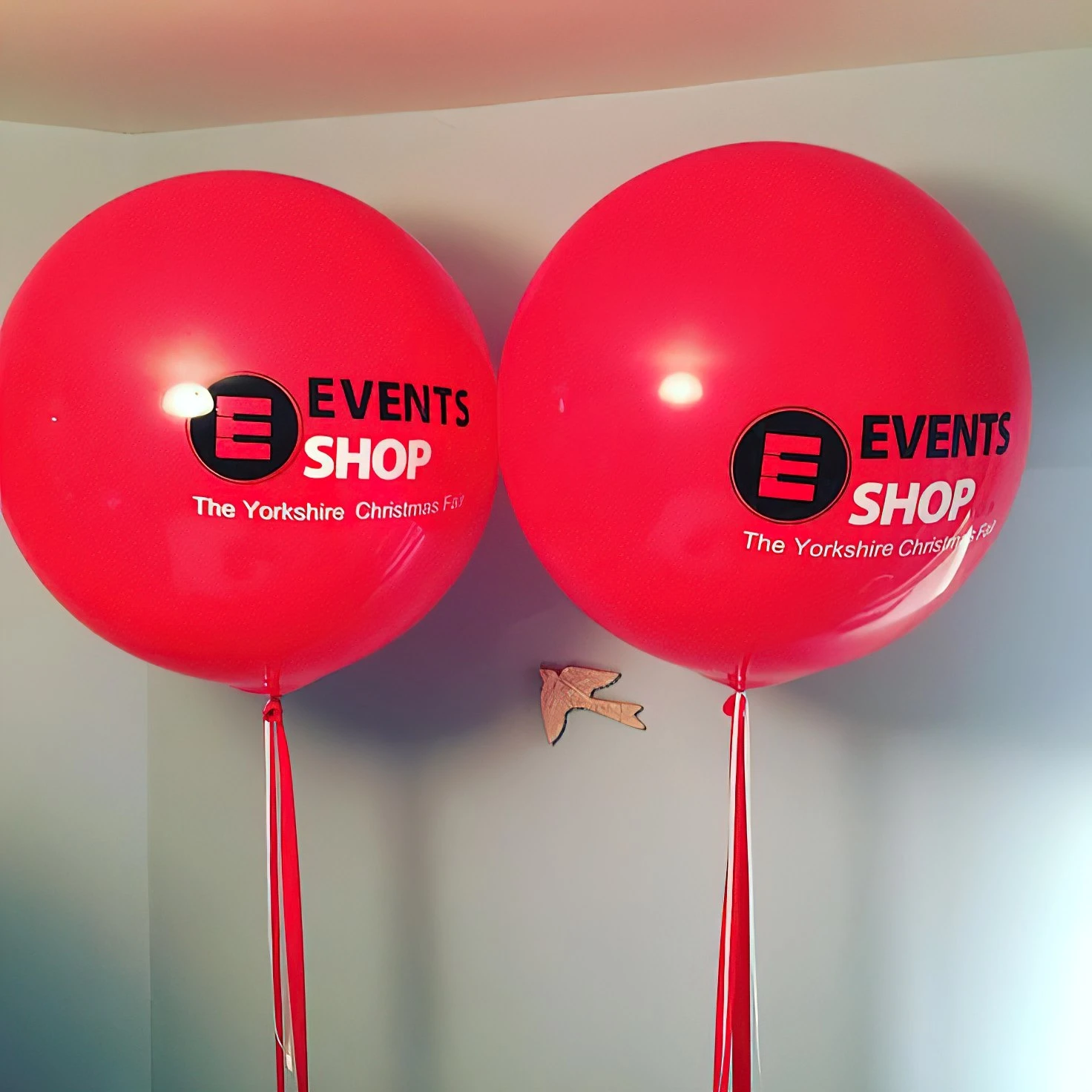 660-advertisingballoons2-17539280351727.jpg