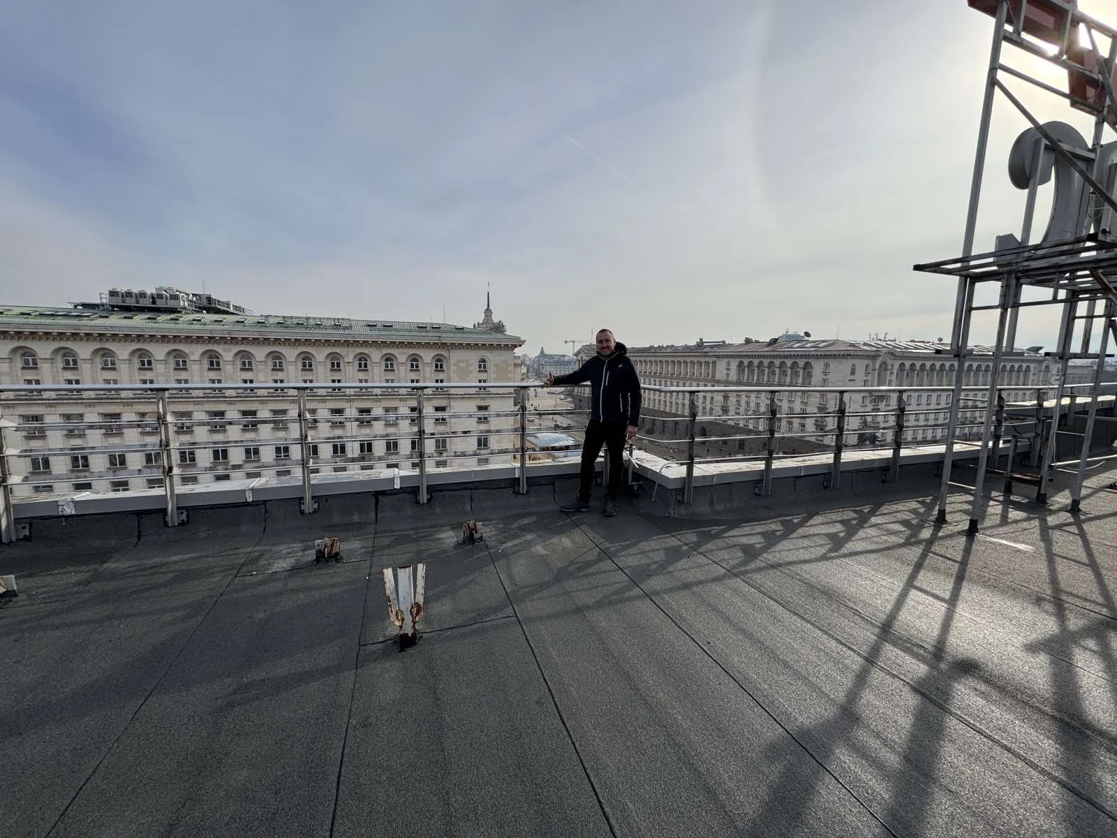 Ремонт на покрив с воалит