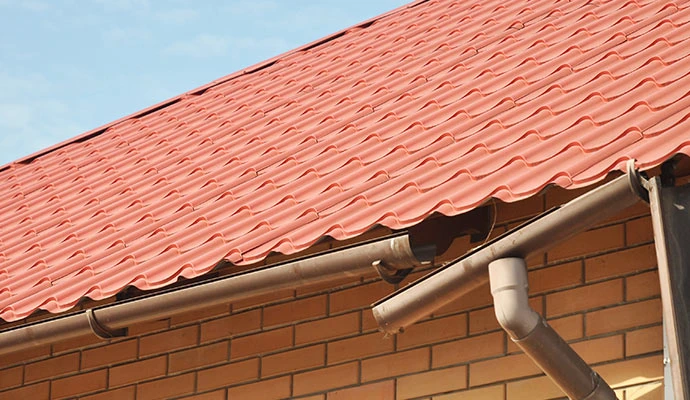 397-broken-damaged-gutter-17444725053307.jpg