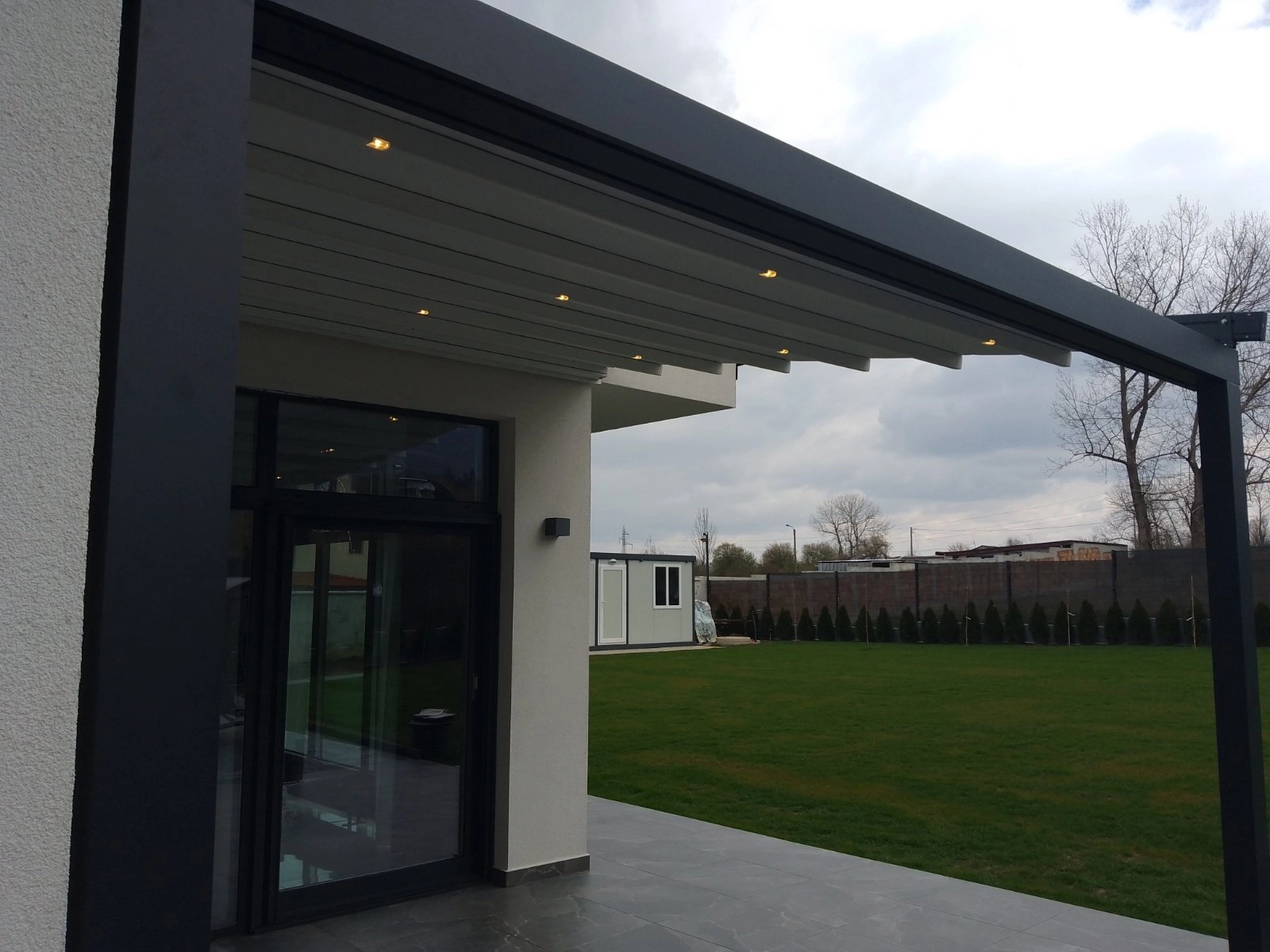 пергола антрацид с лед осветление