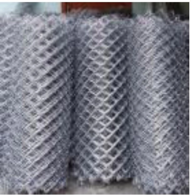 ЕВТИНА ПЛЕТЕНА ПОЦИНКОВАНА  МРЕЖА ЗА ОГРАДА