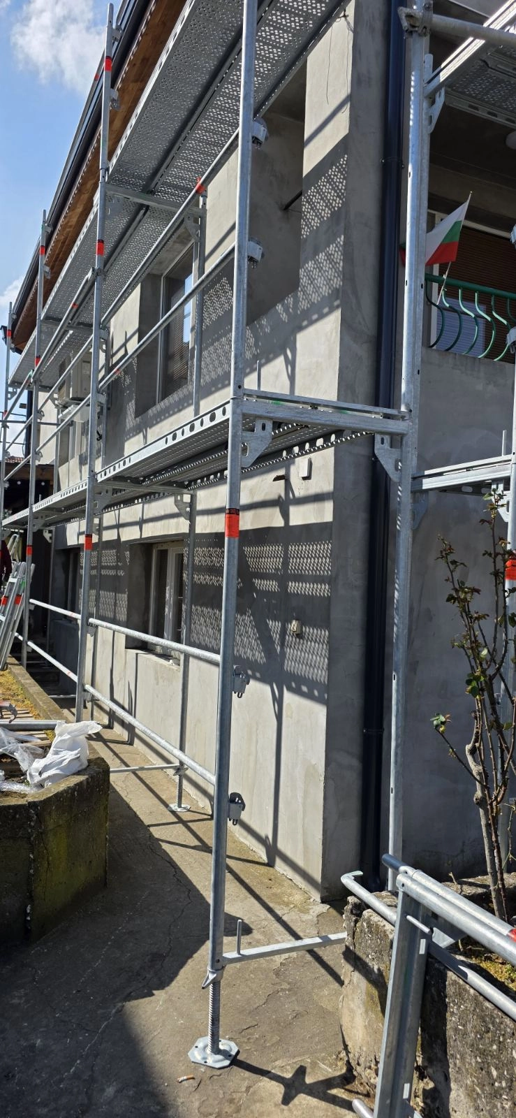 Изолация на Къща, Апартамент, Блок и Индустриална Сграда във Варна