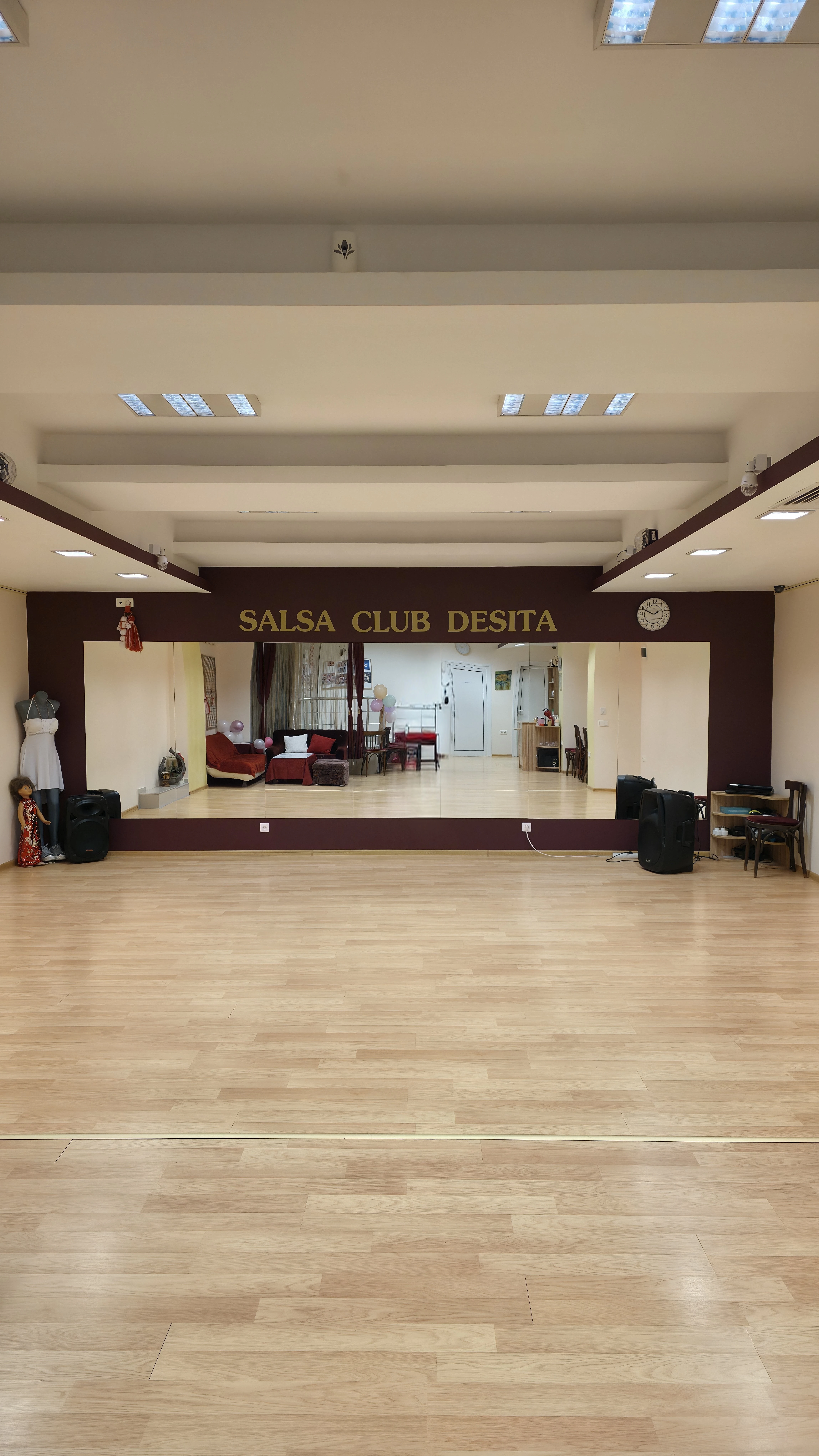 r98-1000010053-17892785359887.jpg