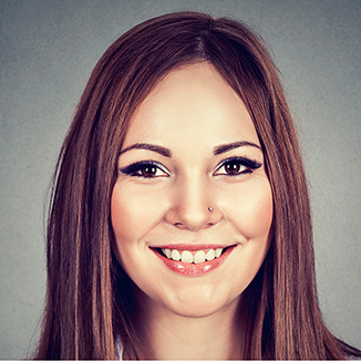 Елена Манолова