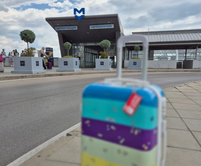 0166700578190-sofia-airport-serdika-metro-connectionmetro-station-17910332311854.jpeg