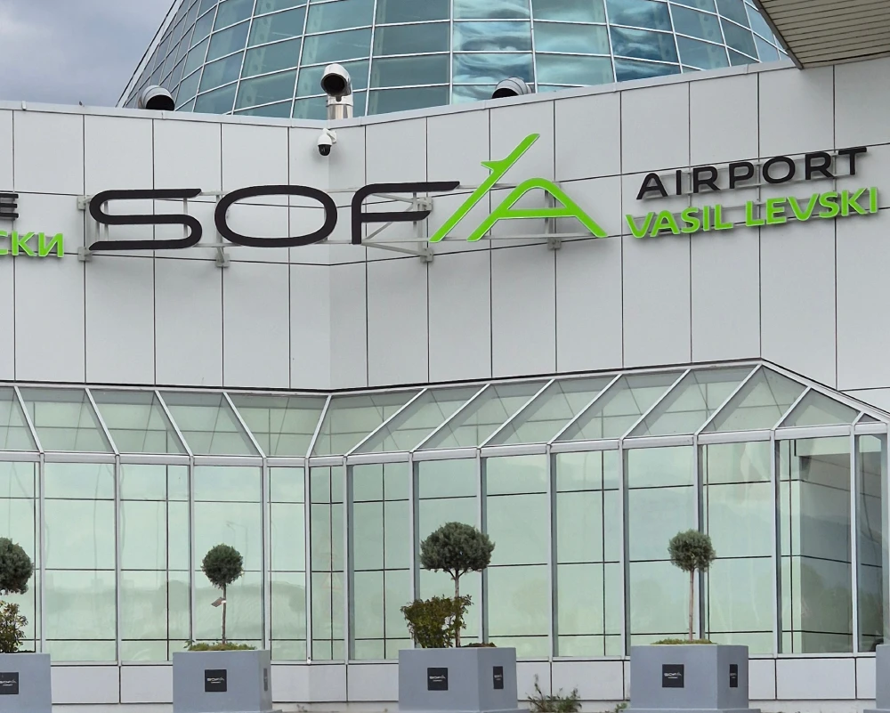 r93-luggage-storage-sofia-vasil-levski-airport-17910529046726.jpg