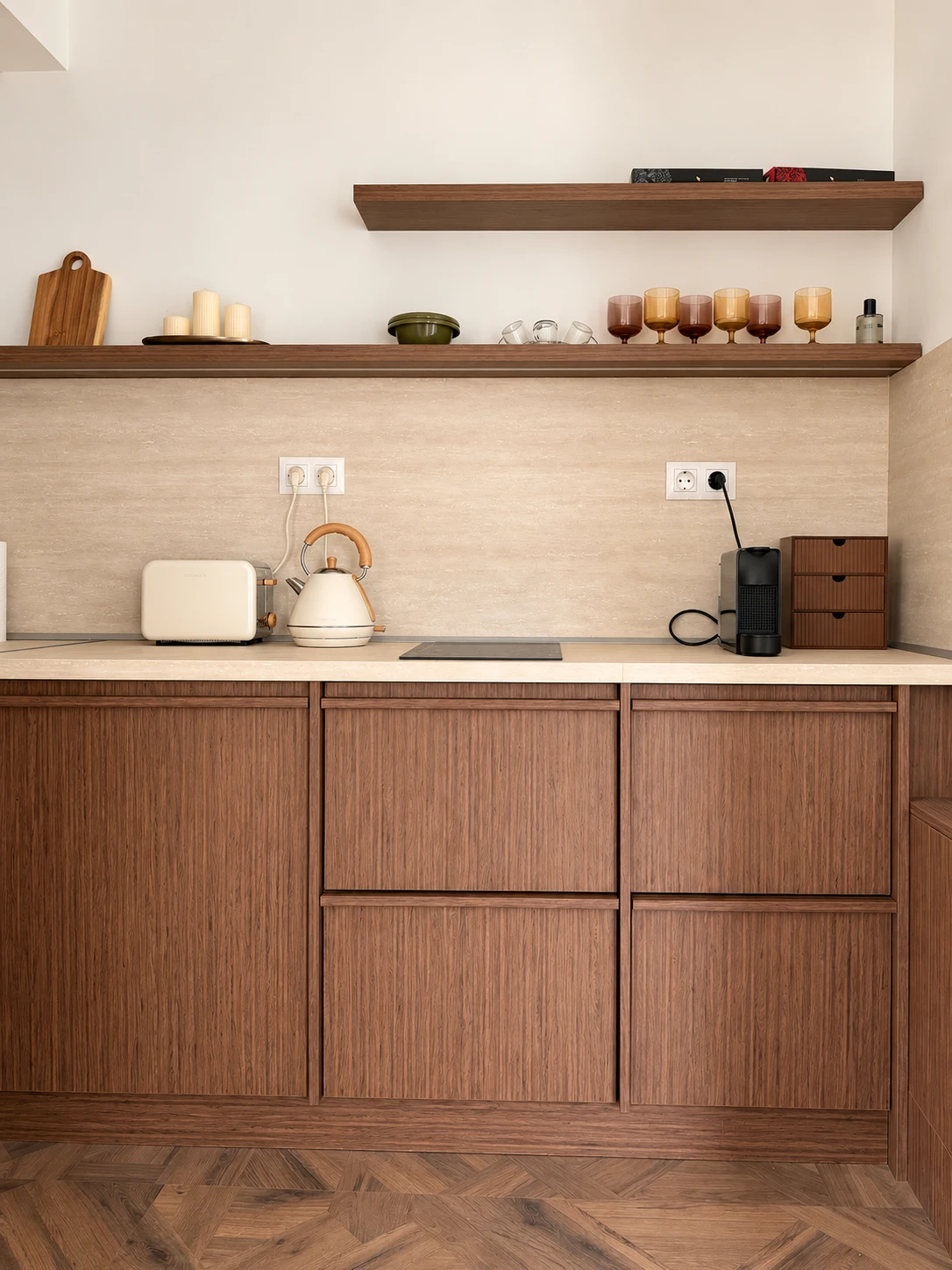255-warm-neutral-studio-kitchen-1-17917125604474.png