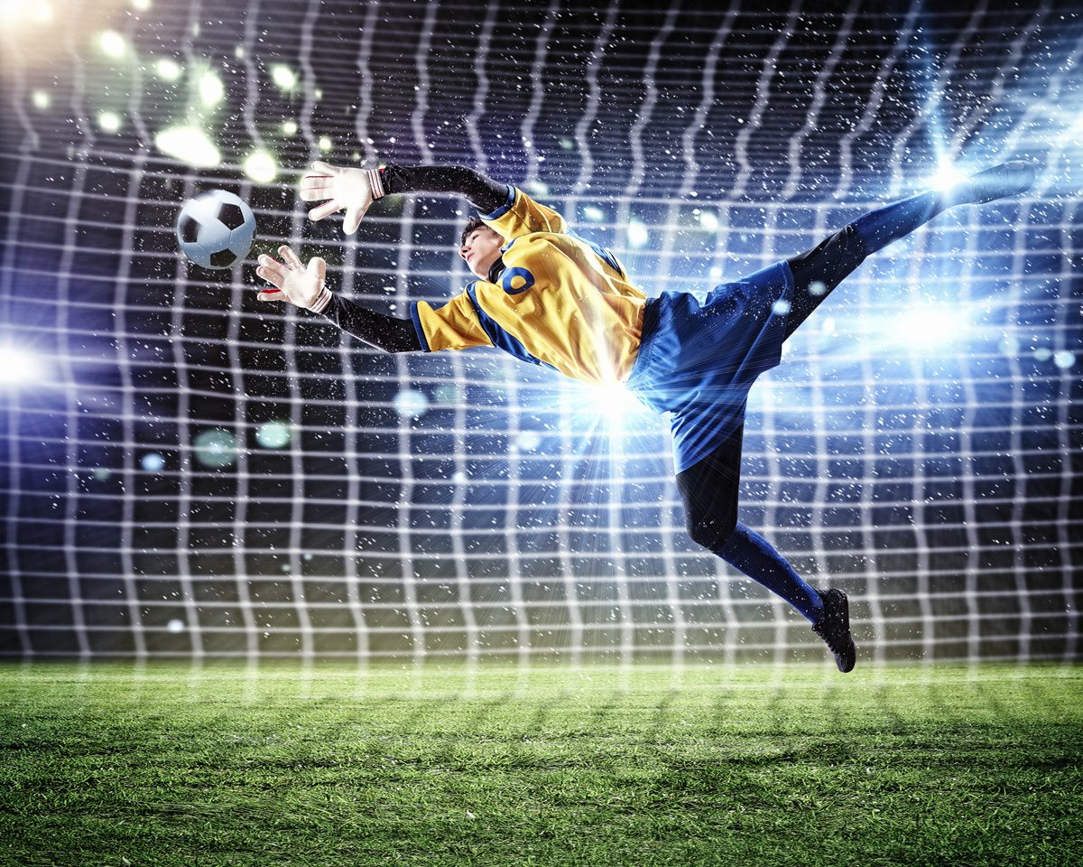 r24-football-goalkeeper-wall-mural-photo-wallpaper.jpg