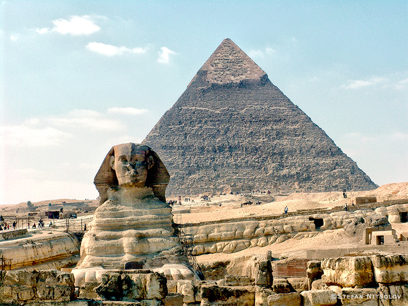 The Sphinx and Pyramid of Cheops 403-dsc02061-the-sphinx-and-pyramid-of-cheops-29-01-2007.jpg