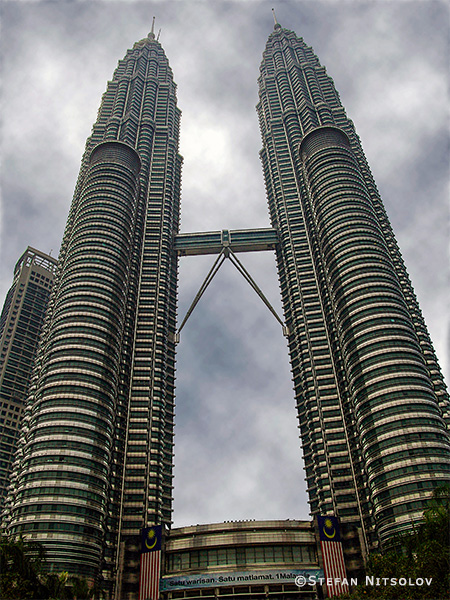 403-dsc07845-petronas-towers-kuala-lumpur-20-10-2009jpg.jpg