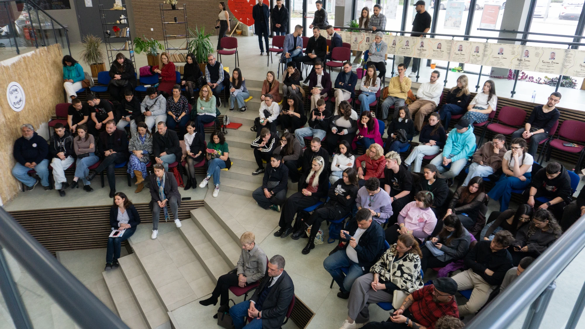 „Речника на младежката работа“ и резултати от междинния преглед на пернишката младежка стратегия