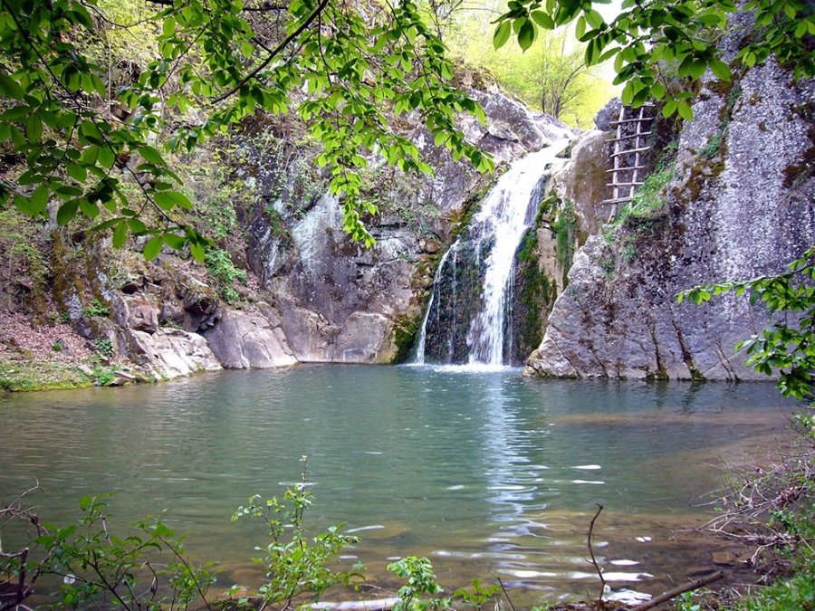 waterfall-skoka