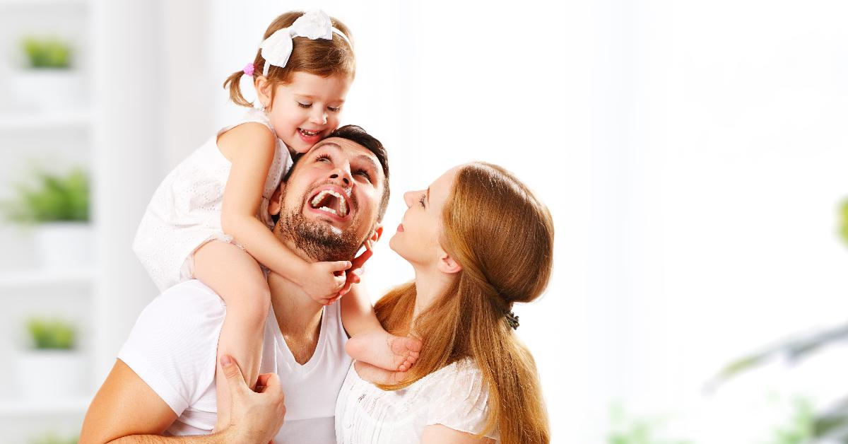 123-r88-1035545971292happy-family-3jpg-17291024860903.png