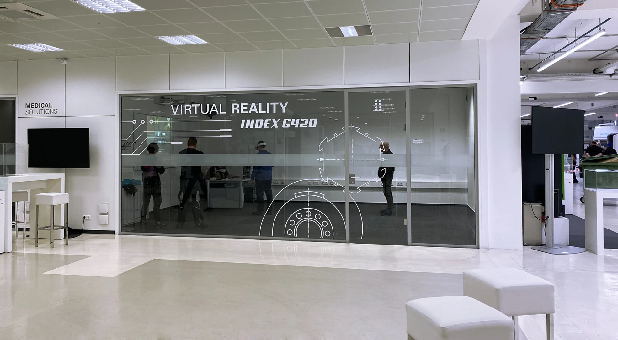 Залата с представяне на G420 чрез виртуална реалност