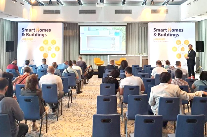 Семинарната зала на Smart Homes & Buildings 2025