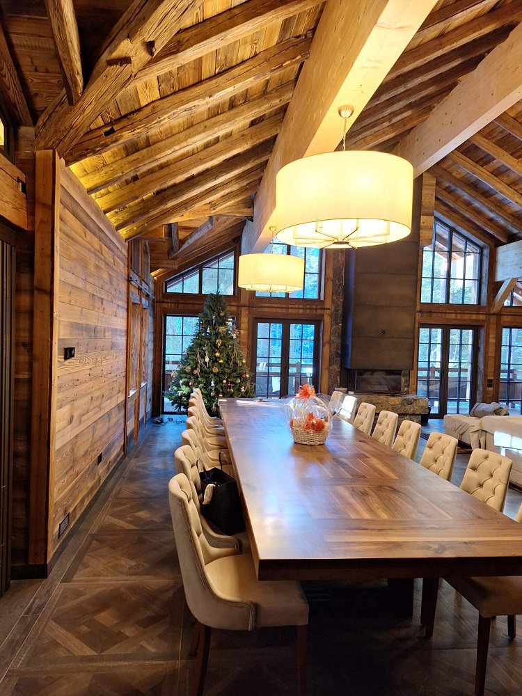 305-lake-house1jpg-17537784393721.jpg
